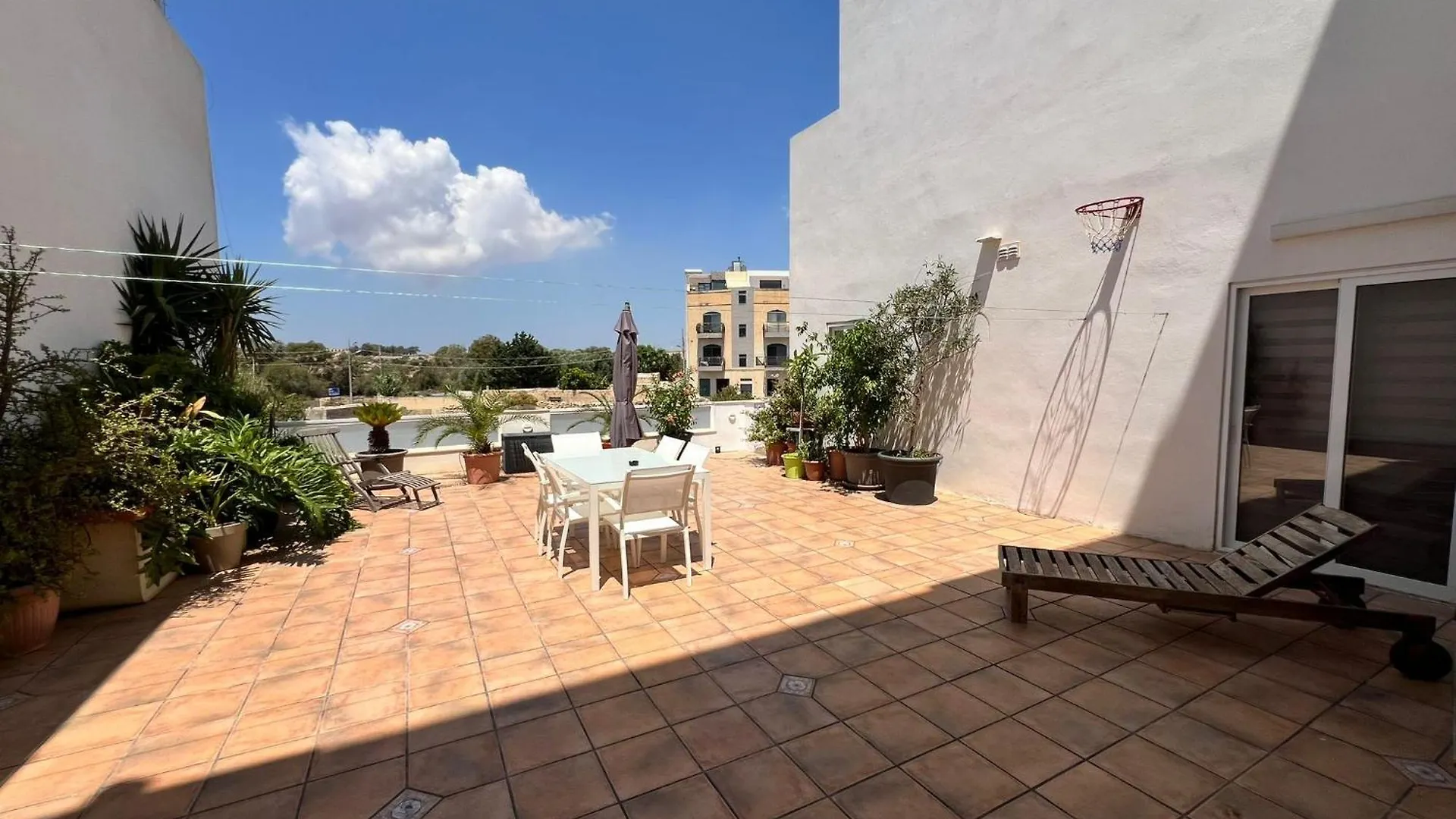 Carousel Apartments Qrendi Malta